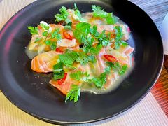 三文鱼-Carbon莫卡哆·意大利复古集市餐厅(杭州大厦店)