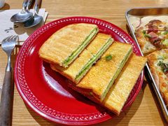 咖椰吐司-HELLO 27 意面·沙拉·帕尼尼