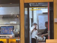 -胡子大厨·超级小炒肉(晶耀前滩店)