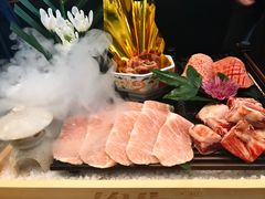 -铭牛烧肉·和牛海鲜自助(高新月牙湖店)