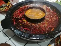 -扎起市井老火锅(乐山总店)