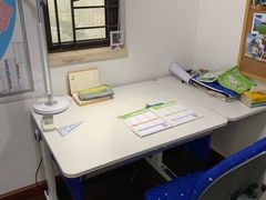 -moll学习桌椅(上海久光百货店)