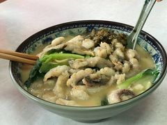-明呈黄鱼面馆(斜土路店)