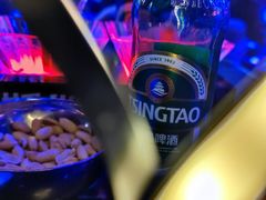 -汉斯酒吧