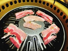 -炼火烤肉店