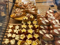 -Dough&Joe团憩(瑞虹天地月亮湾店)