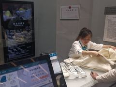 -福奈特洗衣洗鞋(宝华广场店)