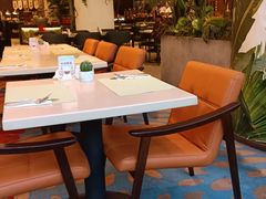 -亮马河饭店翠雅咖啡厅