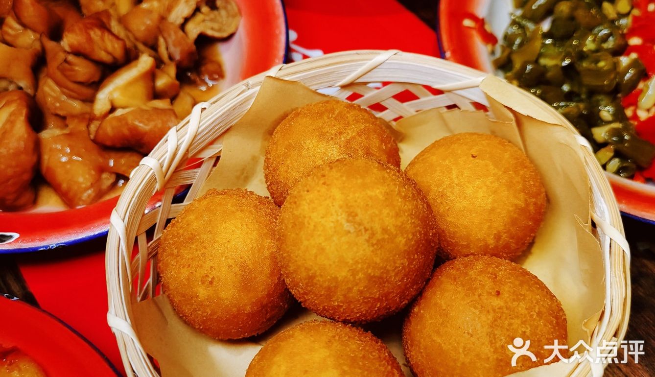 🎈地气小吃魅力大🔥上班族的吃喝据点🍜