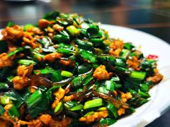 韭菜炒螺蛳肉-517烧烤·龙虾·海鲜大排档(万象都荟店)
