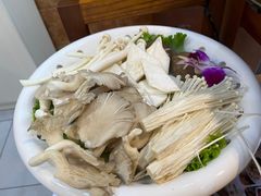 -邵汇大虾(会展店)
