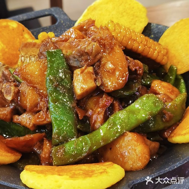 感受静安大融城里的“胖东北”,重拾东北菜的味道🍽️