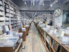 -方所(华润万象城店)