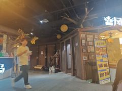 -暴风岛沉浸式体验馆(百联世纪店)