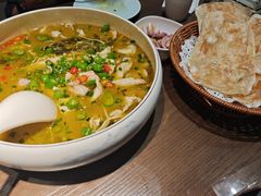-三牛家厨(长江路店)
