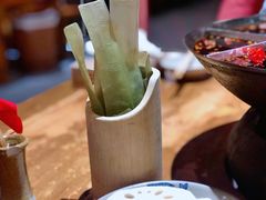 -白乐天毛肚火锅馆(解放碑店)