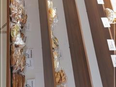 -雀食面包店(钟楼店)