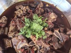 -大众跷脚牛肉馆·非遗传承单位(峨眉山店)