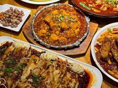 -小三峡食府(西五路店)