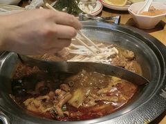 -成老灶火锅鸡(平山店)