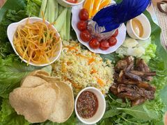 -沐毫傣泐云南菜孔雀宴•手抓饭傣味烧烤(曼听公园店)