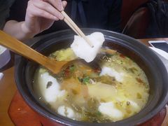 -周鱼小馆石锅酸菜鱼(活力汇店)