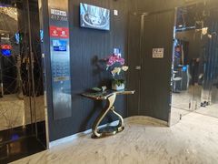 -广州塔卢特斯法国旋转餐厅