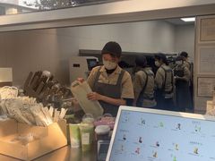 -喜茶(上海淮海中路渔阳里店)