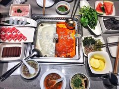 -海底捞火锅(金山百联店)