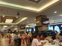 -御满江海鲜酒家(洛溪新城店)