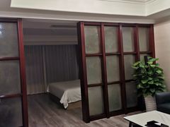 -清能·清江酒店(夷陵广场CBD中心店)