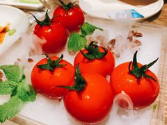 番茄脆菇沙拉-小大董·烤鸭(凤凰汇店)