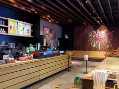 -星巴克(广州南站A18检票口楼上)