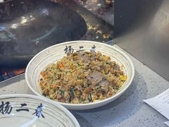 -扬二春炒饭(国庆路总店)