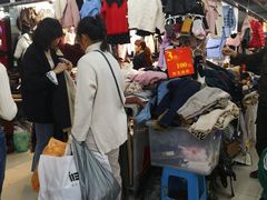 -广州白马服装市场
