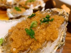 獐子岛生蚝（生吃、蒜蓉）-奕景小馆·地道大连菜(恒隆广场店)