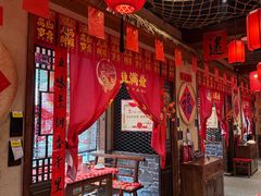 -鱼满舱·鲜活海鲜·正宗鲁菜