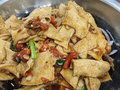 -湖南人家湘菜馆(镇江路店)