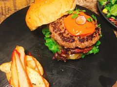 -HIGH FIVE哈福手工汉堡(桂林路店)