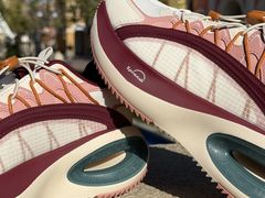 -燕莎奥特莱斯购物中心