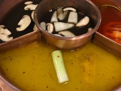 -滇釜火锅·能喝汤的火锅(车公庄店)