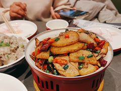 -金鱼盆32年水煮鱼·18秒辣椒炒肉(京西大悦城店)