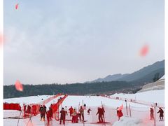 -鳌山滑雪度假区