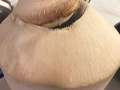 -牛魔王时尚回转餐厅