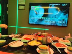 -唯爱KTV聚会餐厅(仙林东城汇店)