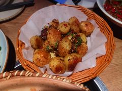 火塘炕洋芋-吃饭皇帝大(解放西路店)