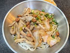 -丫丫桂林米粉(学府店)