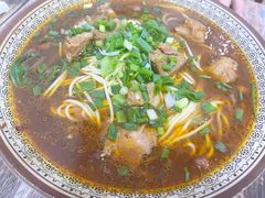 -胥佳烧鸡公牛肉面馆