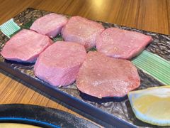 厚切牛舌-炼火烤肉店