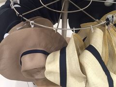 -优衣库(昆明七彩METOWN购物中心店)